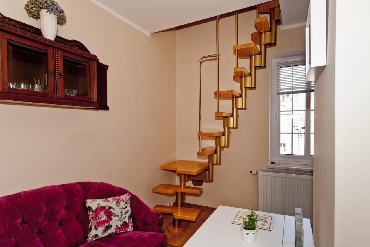 Poddasze Na Piwnej Apartment